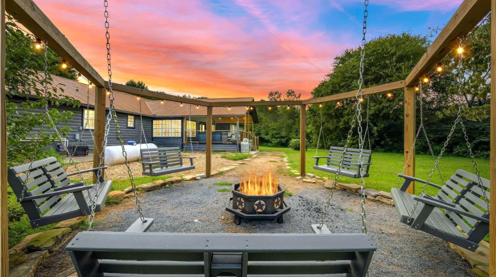 Poolside At Autumn Woods - Pool, Theater, Fireplace, Firepit, Arcade Sevierville Luaran gambar